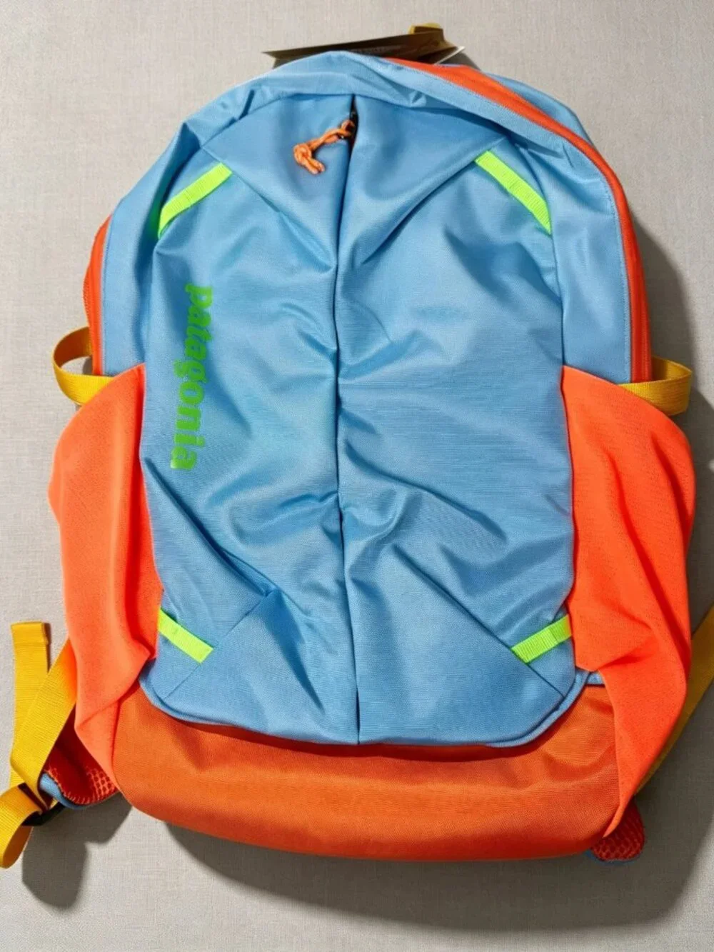 Patagonia Refugio 26L Blue & Orange Daypack NWOT Travel Hiking Backpack